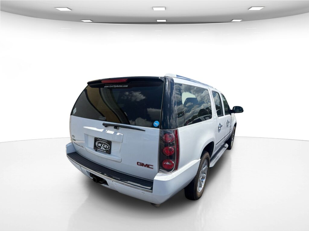 2011 GMC Yukon Denali