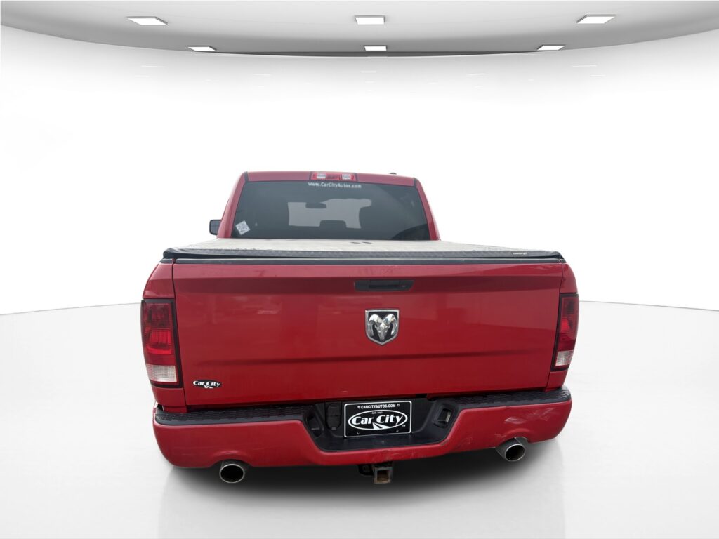 2012 Ram 1500 Express 2WD Crew Cab