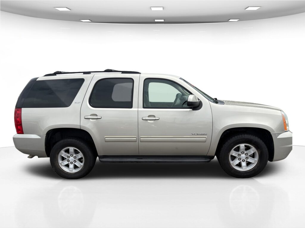 2013 GMC Yukon SLT 2WD