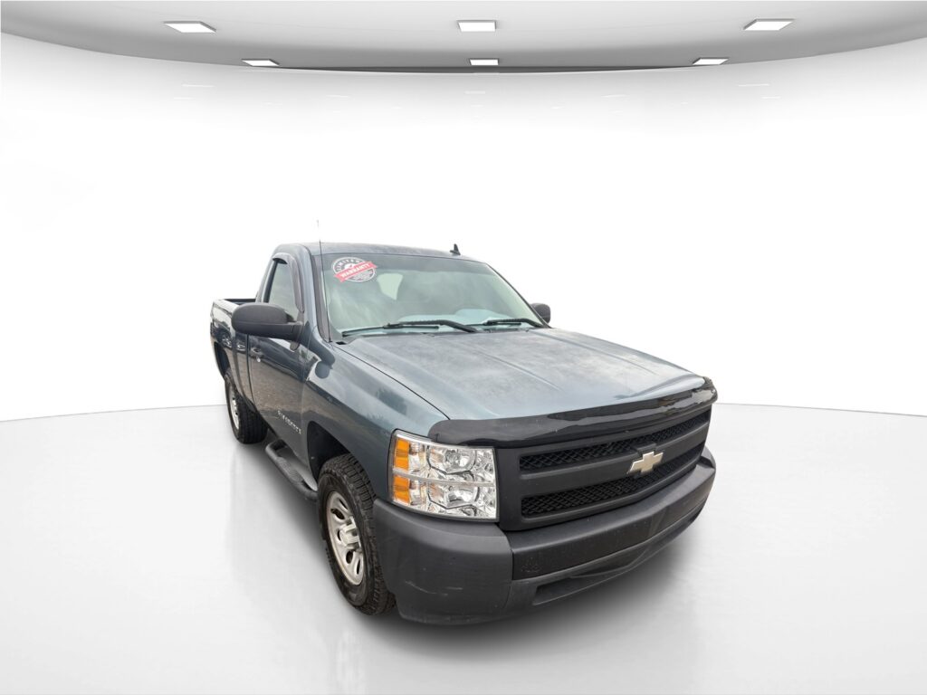 2007 Chevrolet Silverado 1500 Work Truck 2WD Regular Cab