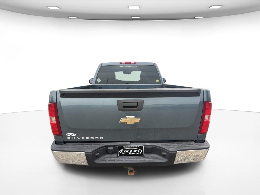 2007 Chevrolet Silverado 1500 Work Truck 2WD Regular Cab