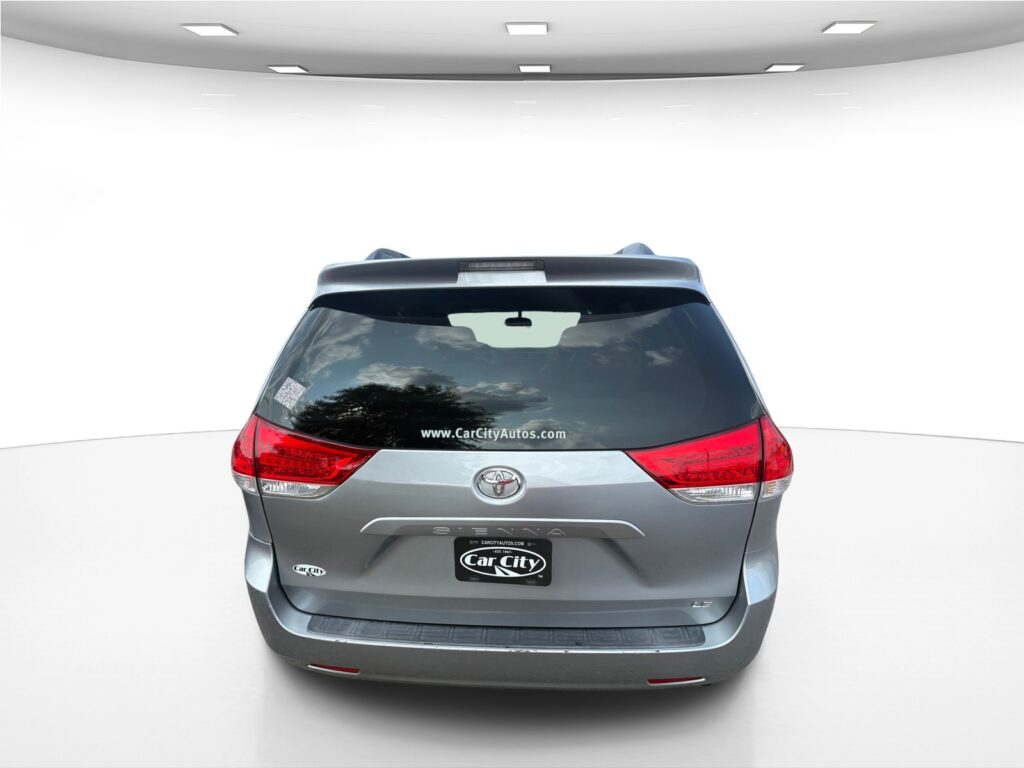 2011 Toyota Sienna