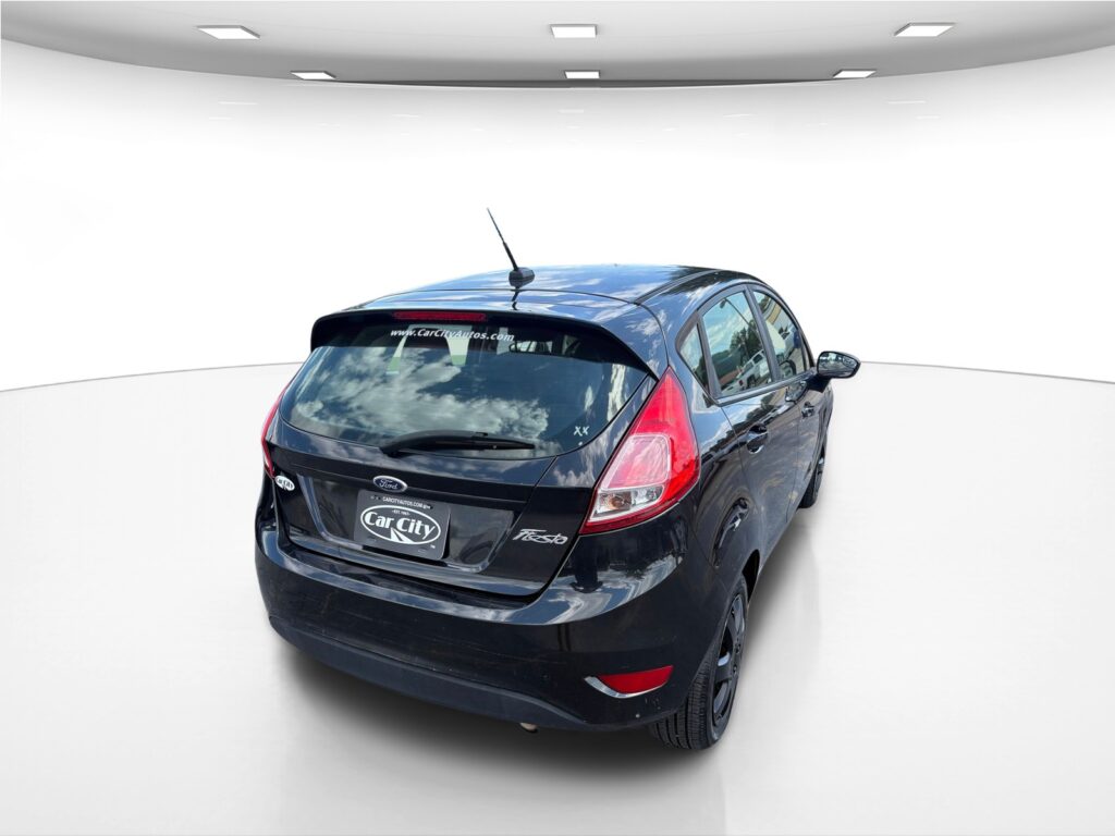2015 Ford fiesta
