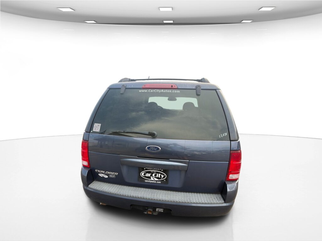 2004 Ford Explorer XLT