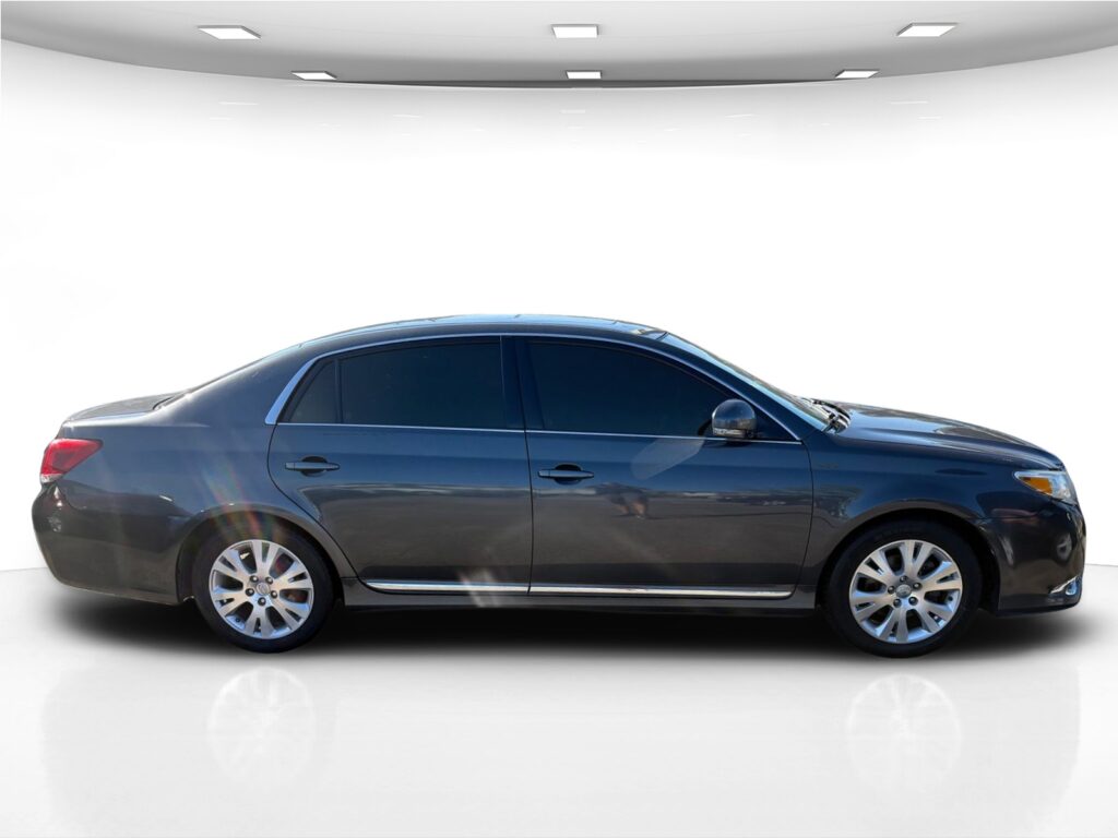 2011 Toyota AVALON