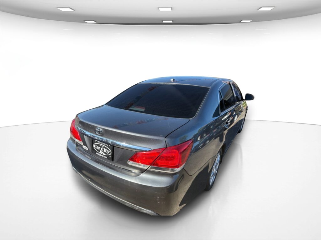 2011 Toyota AVALON