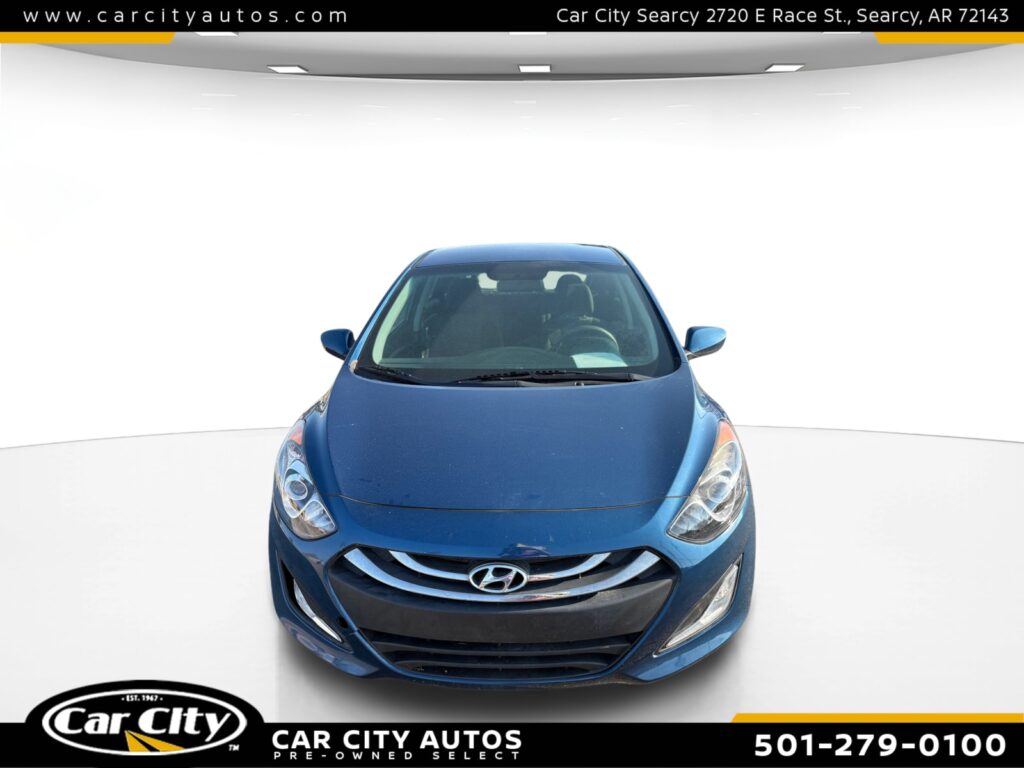 Hyundai Elantra GT -