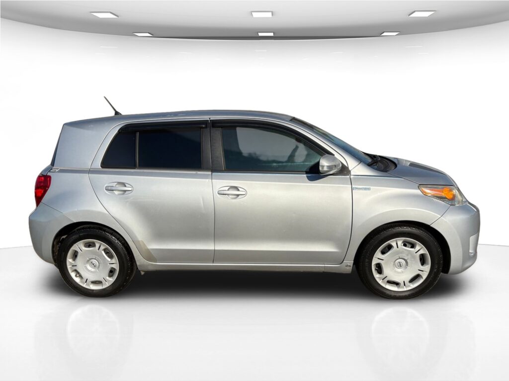 2009 Scion xD