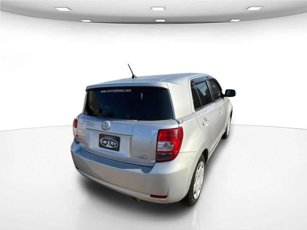 2009 Scion xD