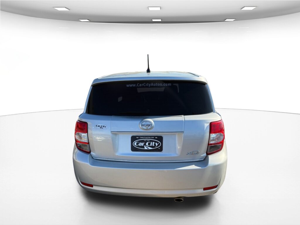 2009 Scion xD