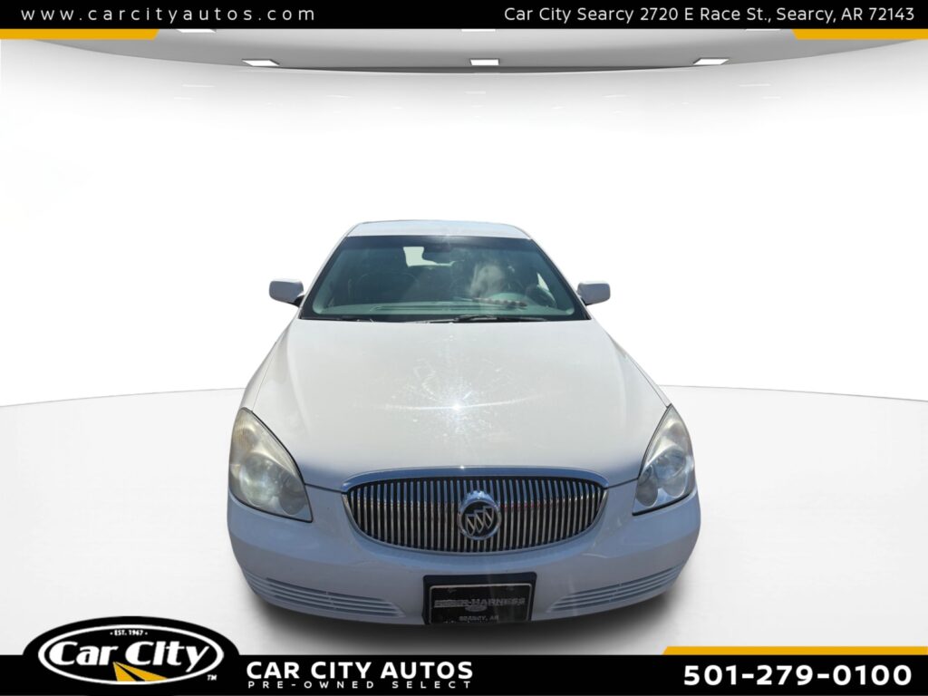 Buick Lucerne CXL-4 -