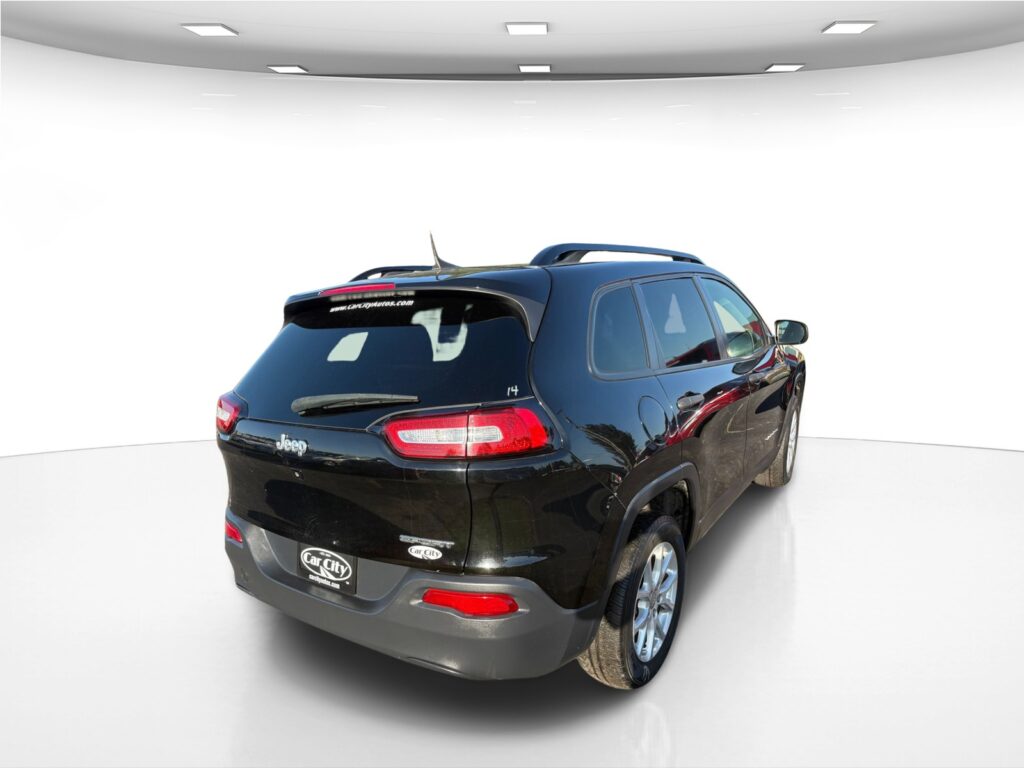 2017 Jeep Cherokee Sport