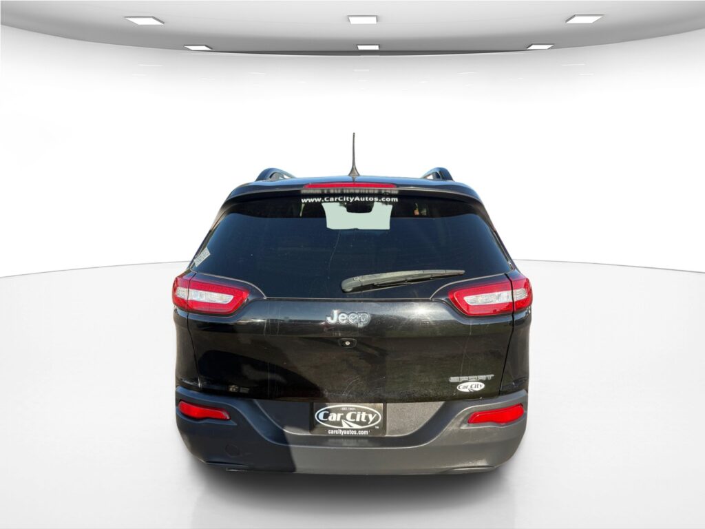 2017 Jeep Cherokee Sport