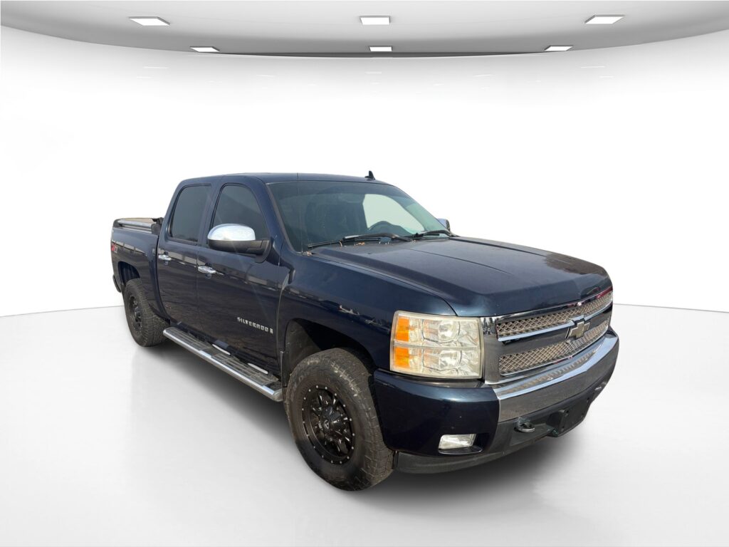 2007 Chevrolet Silverado 1500 LT w/1LT 4WD Crew Cab
