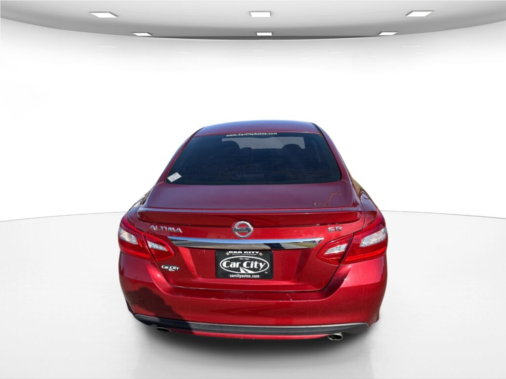 2016 Nissan Altima 2.5 SR