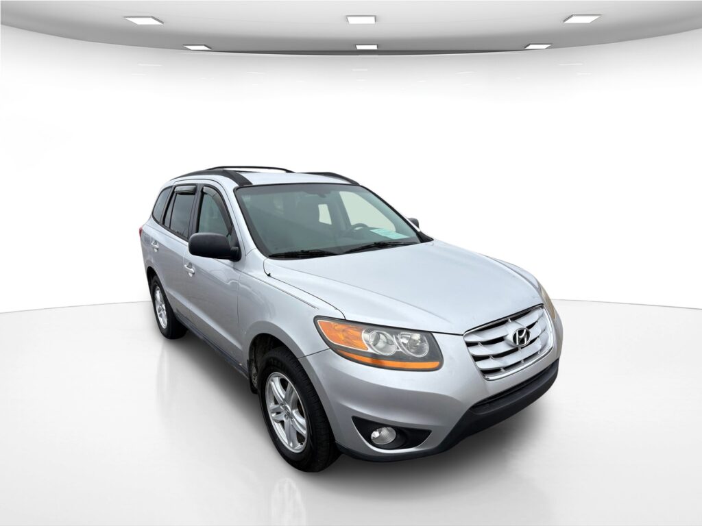 2011 Hyundai SANTA FE LIMITED; SE