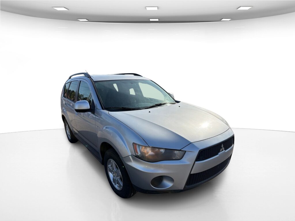 2010 Mitsubishi OUTLANDER ES