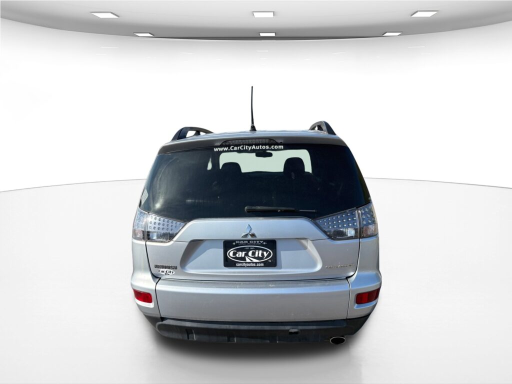 2010 Mitsubishi OUTLANDER ES