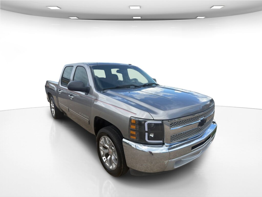 2013 Chevrolet SILVERADO LS
