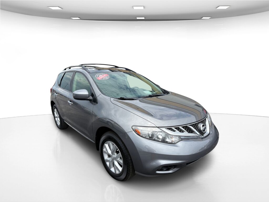 2013 Nissan MURANO S; SL