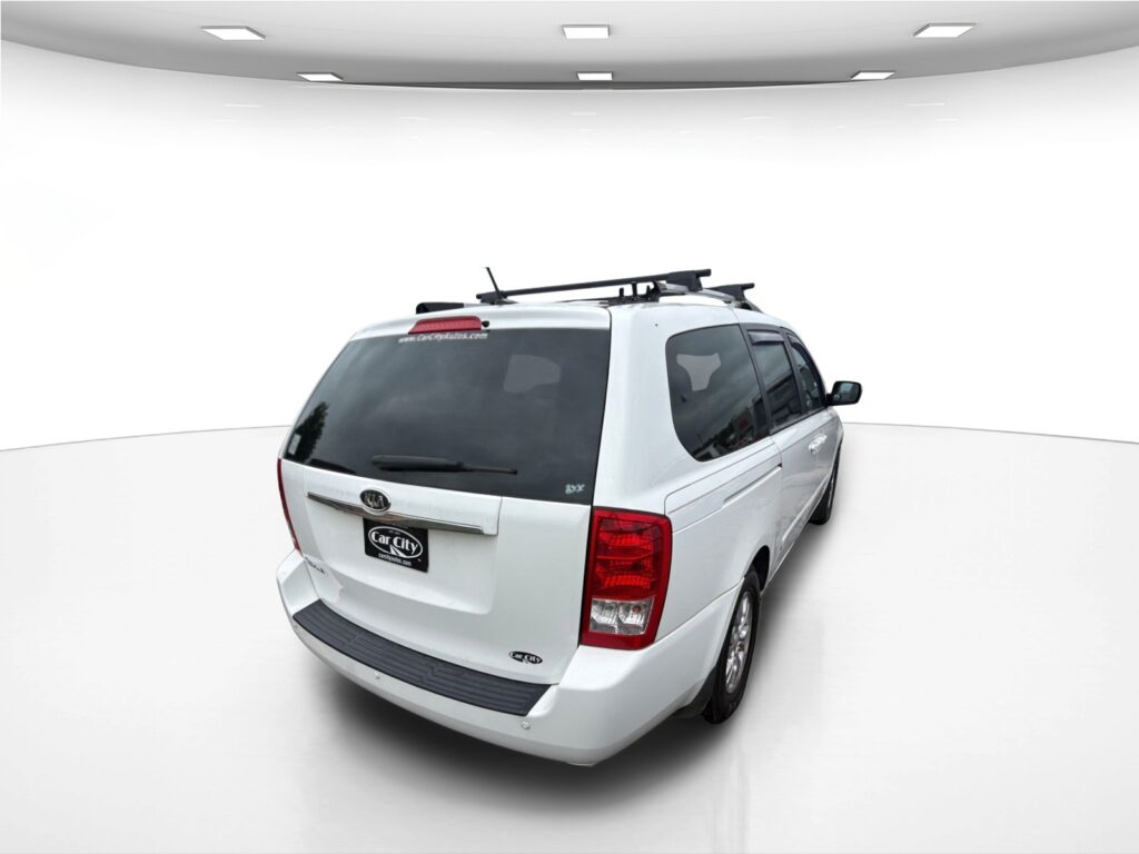 2012 Kia Sedona LX