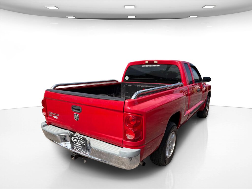 2005 Dodge Dakota SLT