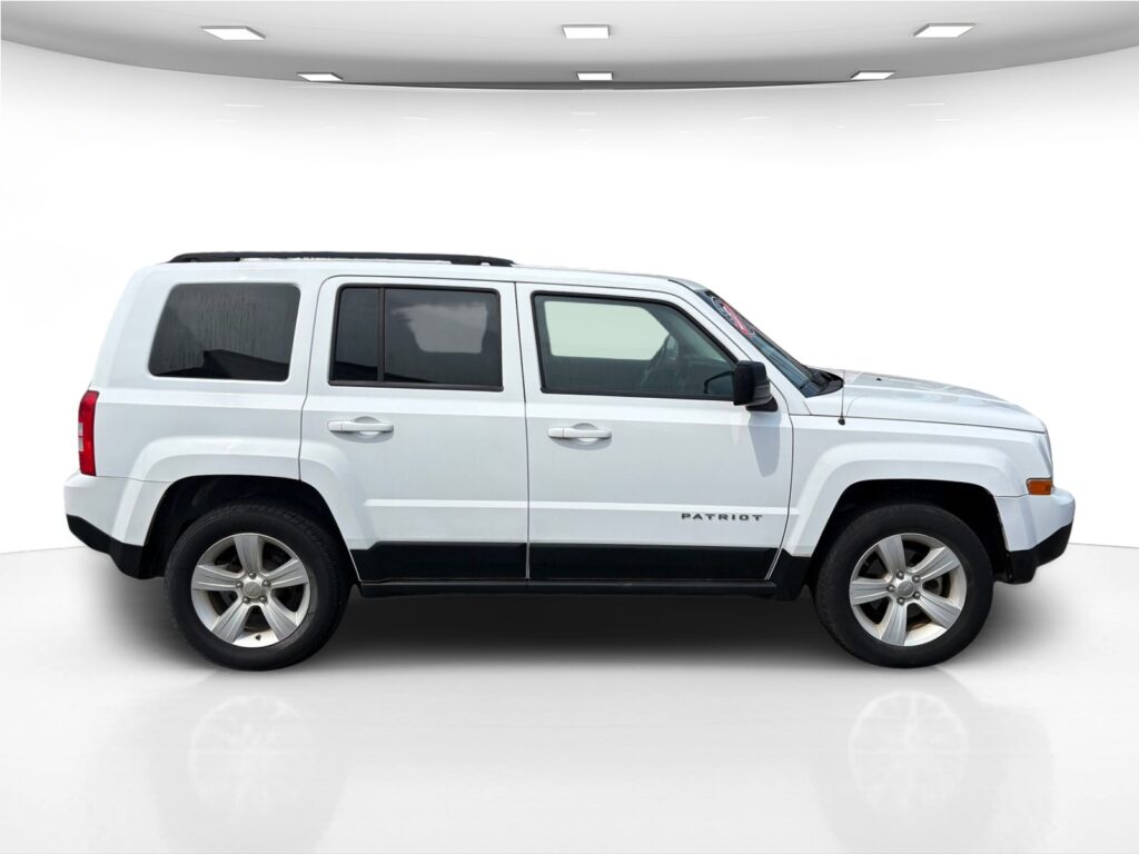 2011 Jeep Patriot Latitude 4WD