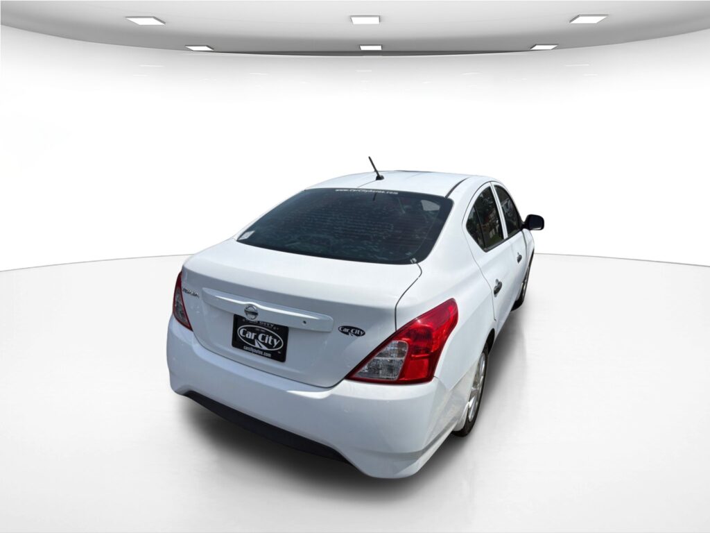 2015 Nissan Versa
