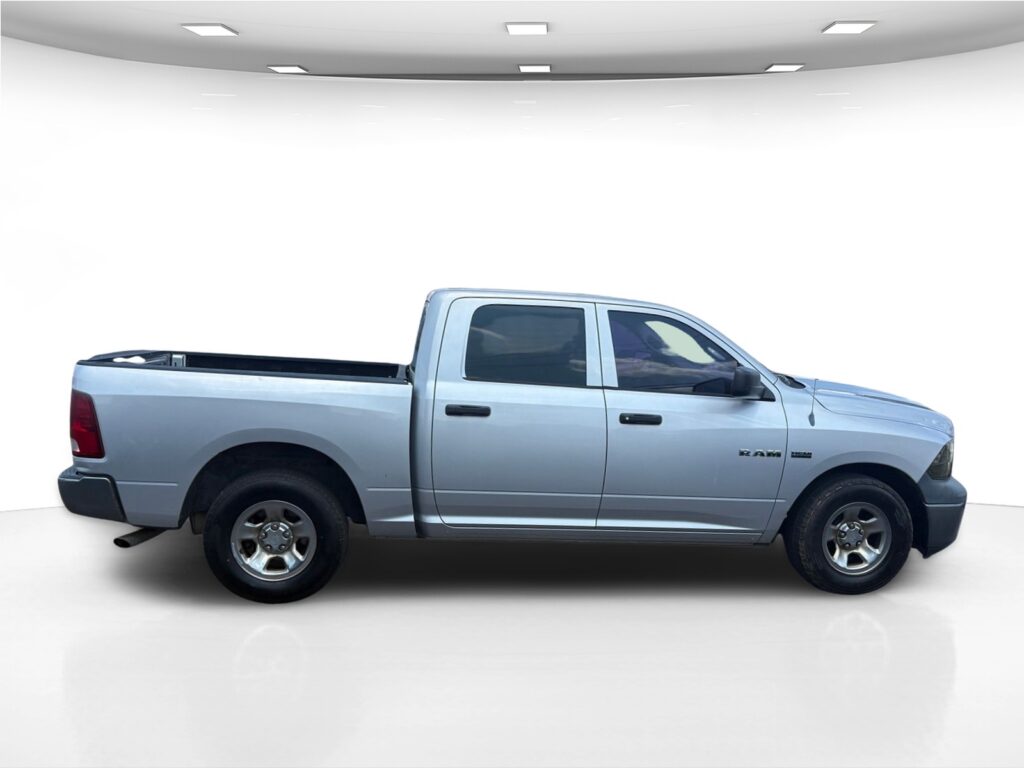 2009 Dodge Ram 1500 2WD Crew Cab